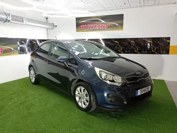 Kia Rio 1.2 CVVT EX 9