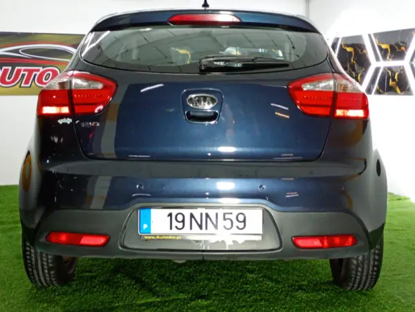 Kia Rio 1.2 CVVT EX 29