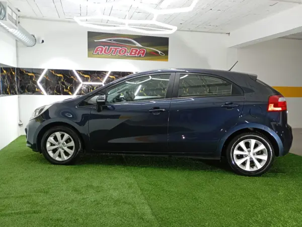 Kia Rio 1.2 CVVT EX 31