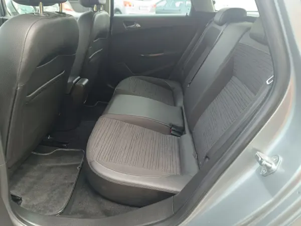 Opel Astra Sports Tourer 1.6 CDTi Cosmo S/S 10