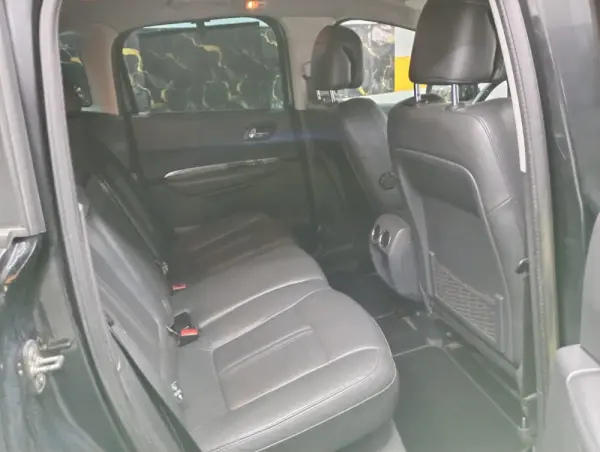 Peugeot 3008 2.0 HDi Hybrid4 Limited Edition 12