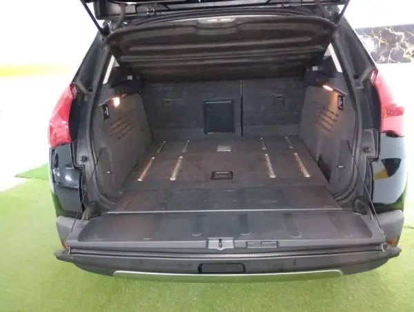 Peugeot 3008 2.0 HDi Hybrid4 Limited Edition 14