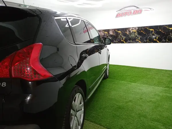 Peugeot 3008 2.0 HDi Hybrid4 Limited Edition 16