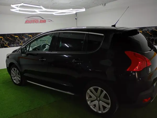 Peugeot 3008 2.0 HDi Hybrid4 Limited Edition 17