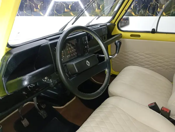Renault 4 1.1 GTL 14