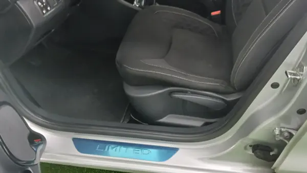 Renault Clio Sport Tourer 0.9 TCe Limited Edition 13