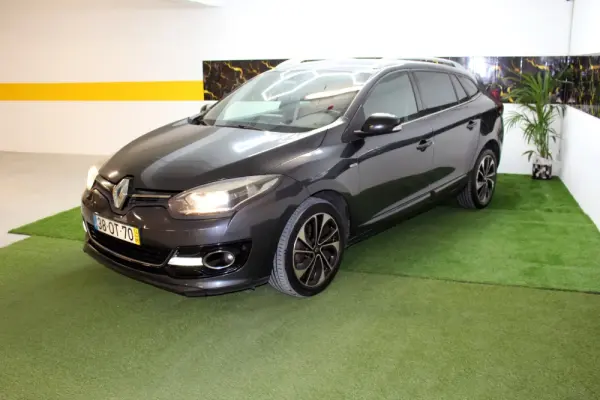 Renault Mégane 1.5 Blue dCi Bose Edition EDC 1