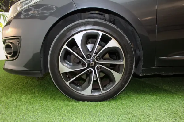 Renault Mégane 1.5 Blue dCi Bose Edition EDC 13