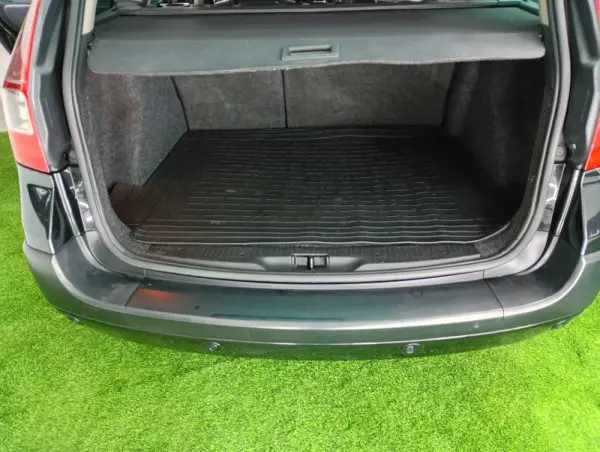 Renault Mégane Break 1.5 dCi Privilège Luxe 31