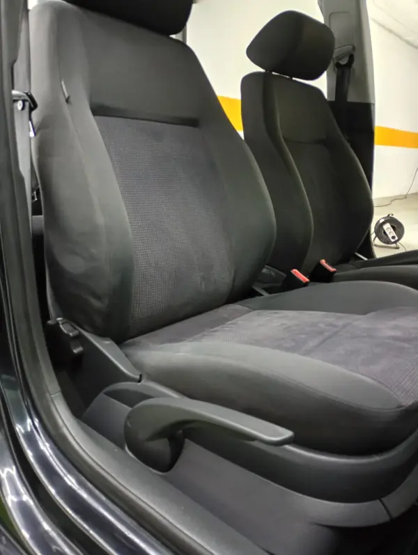 Volkswagen Polo 1.2 Highline 17