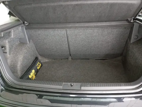 Volkswagen Polo 1.2 Highline 20