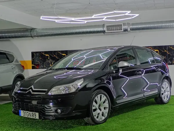 Citroen C4 1.6 HDi Exclusive 4