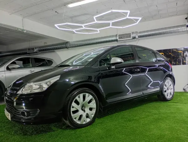 Citroen C4 1.6 HDi Exclusive 5