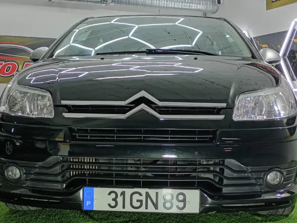 Citroen C4 1.6 HDi Exclusive 9