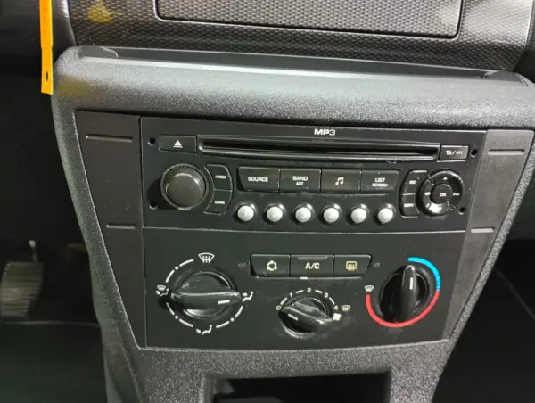 Citroen C4 1.6 HDi Exclusive 23