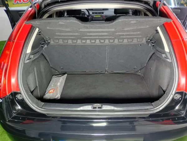 Citroen C4 1.6 HDi Exclusive 34