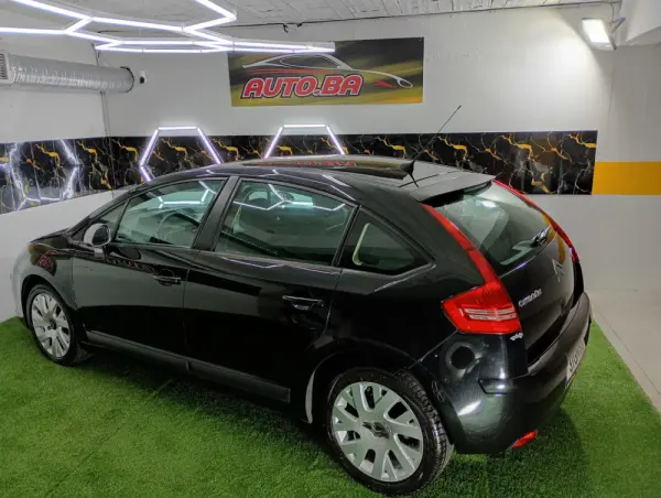 Citroen C4 1.6 HDi Exclusive 36