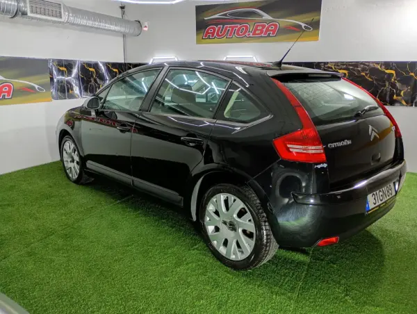 Citroen C4 1.6 HDi Exclusive 37