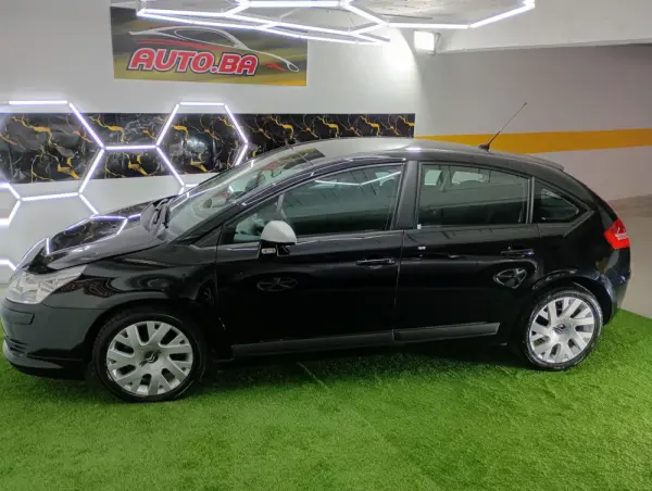 Citroen C4 1.6 HDi Exclusive 41