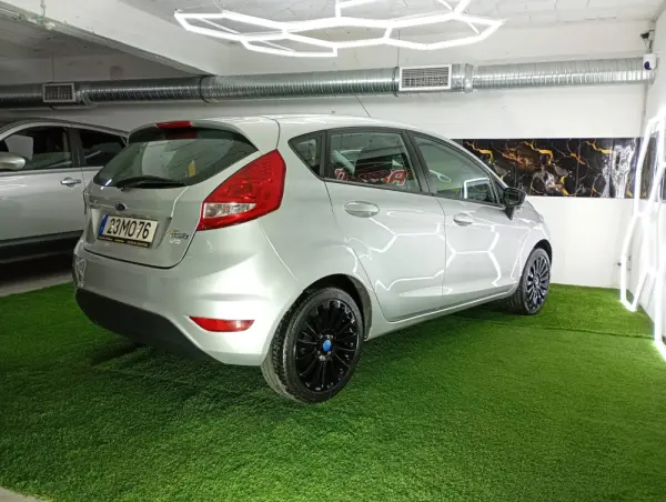 Ford Fiesta 1.4 TDCI Titanium 28