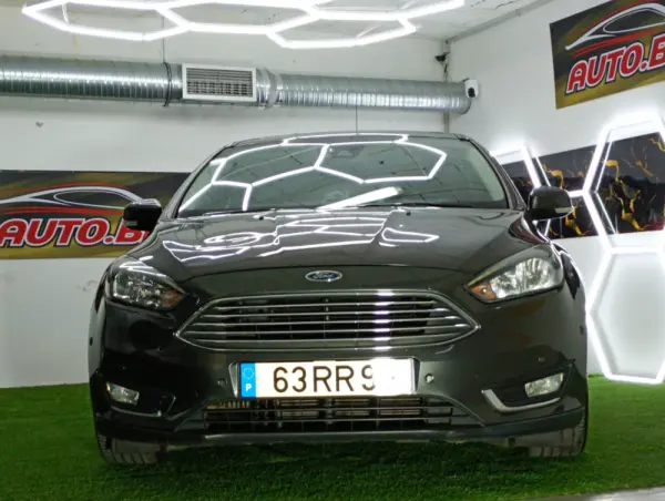 Ford Focus 1.0 SCTi ST-Line 3