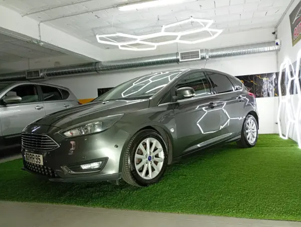 Ford Focus 1.0 SCTi ST-Line 4