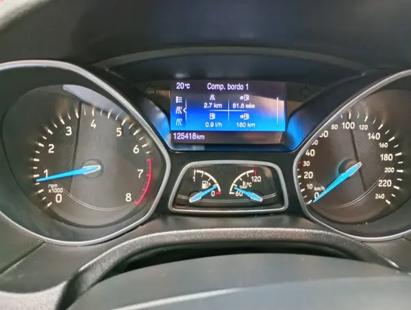 Ford Focus 1.0 SCTi ST-Line 12