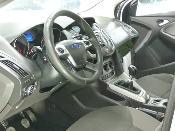 Ford Focus SW 1.6 TDCi Trend Easy 13