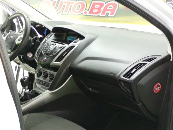 Ford Focus SW 1.6 TDCi Trend Easy 23