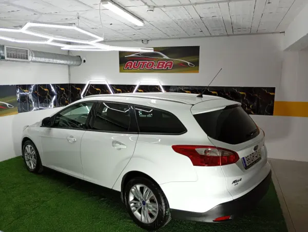 Ford Focus SW 1.6 TDCi Trend Easy 31