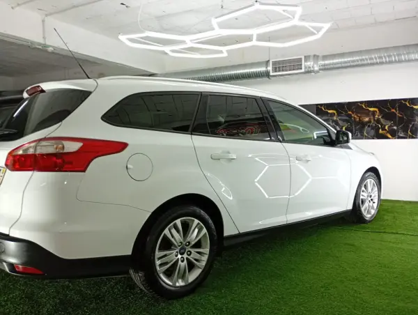 Ford Focus SW 1.6 TDCi Trend Easy 36