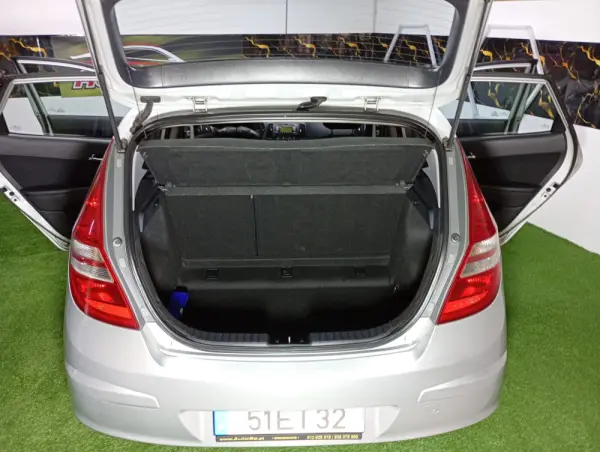 Hyundai i30 1.6 CRDi Classic 23