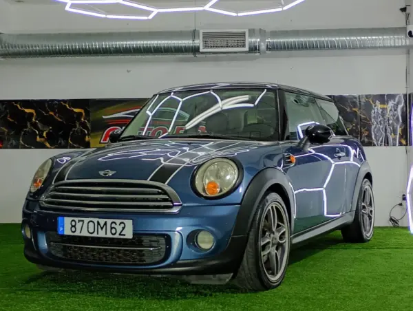 MINI 3 Portas Cooper D 5