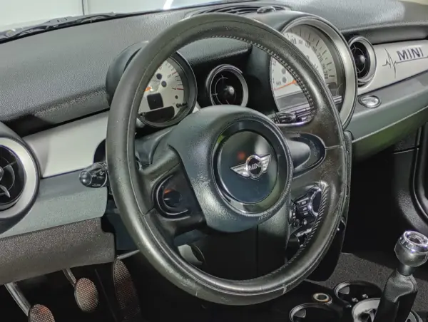 MINI 3 Portas Cooper D 13