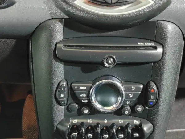 MINI 3 Portas Cooper D 16