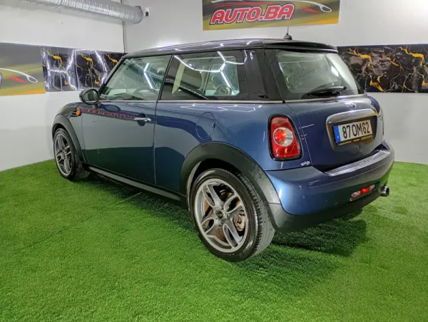 MINI 3 Portas Cooper D 29