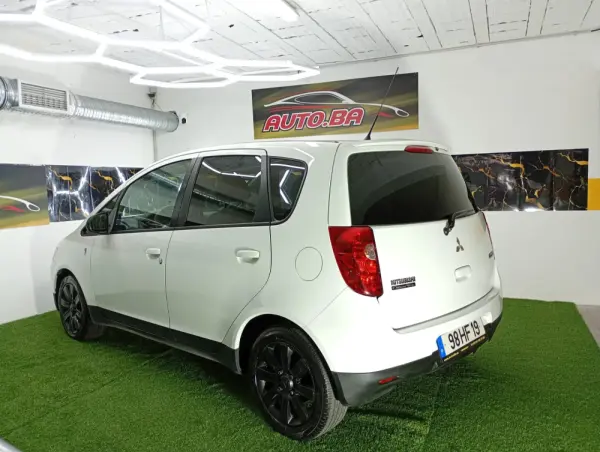 Mitsubishi Colt 1.3 Instyle 19