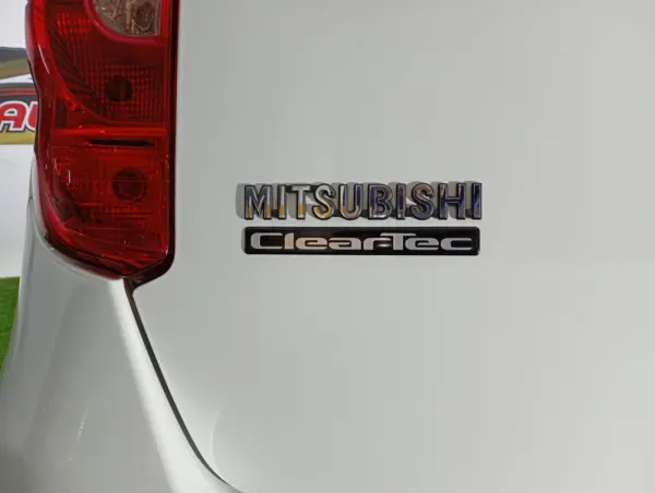 Mitsubishi Colt 1.3 Instyle 21