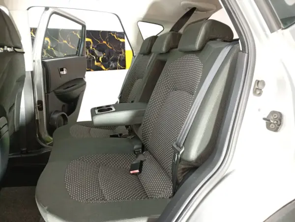 Nissan Qashqai 1.5 dCi Acenta 23