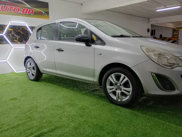 Opel Corsa 1.2 City FlexFuel 7
