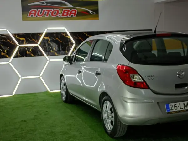 Opel Corsa 1.2 City FlexFuel 23