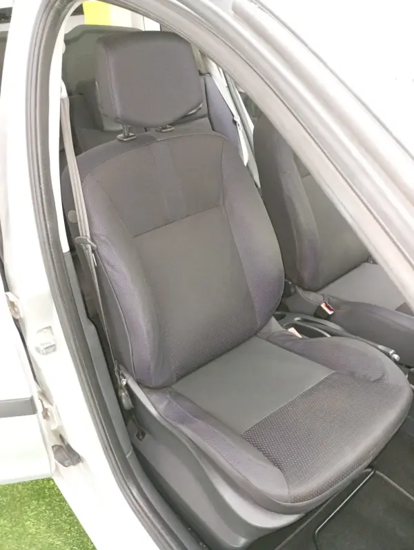 Renault Clio 1.2 16V Dynamique 22
