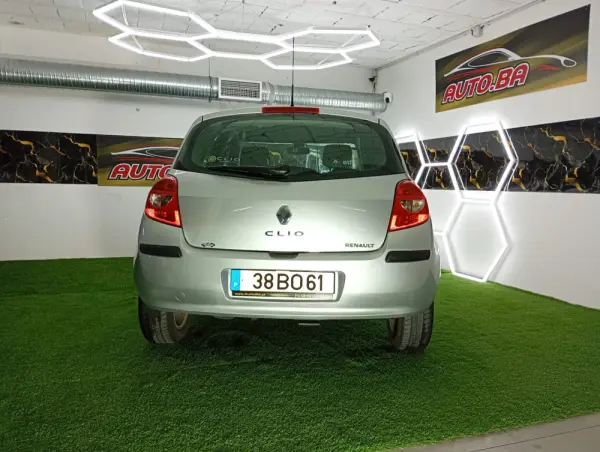 Renault Clio 1.2 16V Dynamique 28