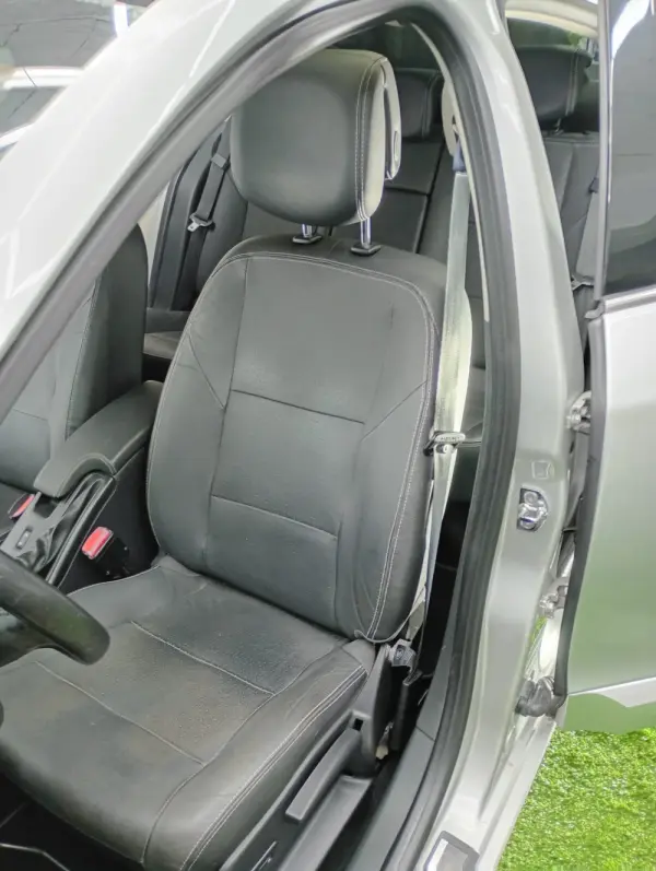 Renault Fluence 1.5 dCi Exclusive 17
