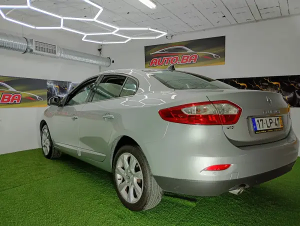 Renault Fluence 1.5 dCi Exclusive 28