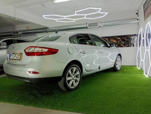 Renault Fluence 1.5 dCi Exclusive 30