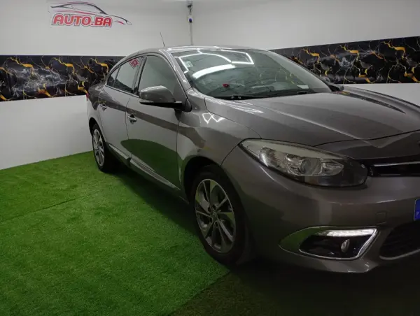 Renault Fluence 1.5 dCi Exclusive 6