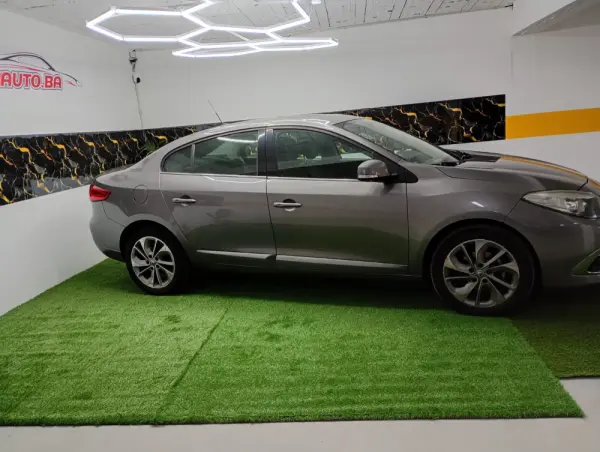 Renault Fluence 1.5 dCi Exclusive 8