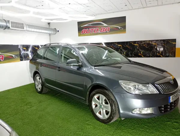 Skoda Octavia 1.9 TDI Sportline 8