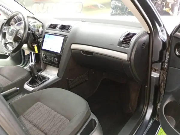 Skoda Octavia 1.9 TDI Sportline 26